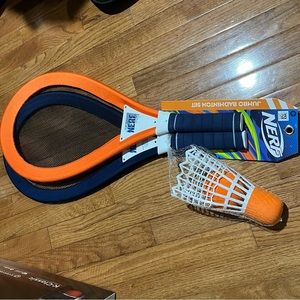 NWT Nerf giant badminton set